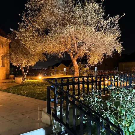 Vila Magnifique Maison Situee A 14 Km De La Tour Eiffel Igny (Essonne)